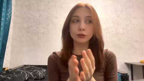 Snapshot of alessandralogalbo chatting on 02-28-26, 02:07 Emma online show from 02-28-26, 02:07