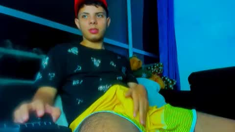 Snapshot of alessandro__777 chatting on 12-05-25, 06:44 Alessandro online show from 12-05-25, 06:44