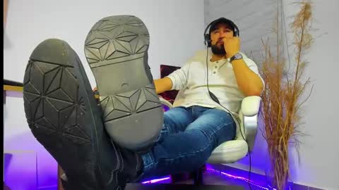 Snapshot of alessandro__wye chatting on 12-02-24, 04:31 ALESSANDRO  WYE online show from 12-02-24, 04:31