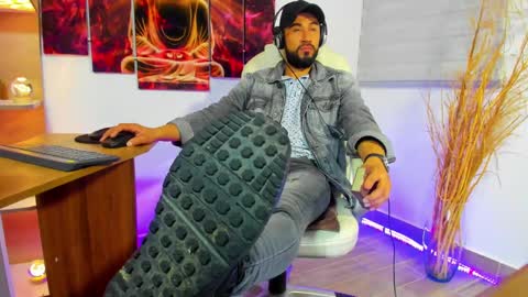 Snapshot of alessandro__wye chatting on 01-07-25, 06:38 ALESSANDRO  WYE online show from 01-07-25, 06:38