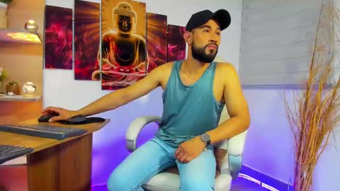 Snapshot of alessandro__wye chatting on 01-08-25, 05:16 ALESSANDRO  WYE online show from 01-08-25, 05:16
