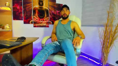 Snapshot of alessandro__wye chatting on 01-11-25, 08:00 ALESSANDRO  WYE online show from 01-11-25, 08:00