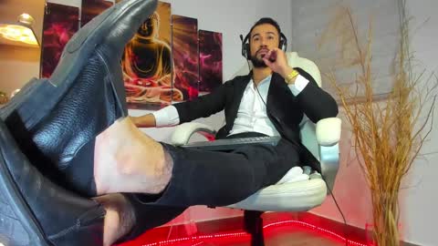 Snapshot of alessandro__wye chatting on 02-13-25, 09:41 ALESSANDRO  WYE online show from 02-13-25, 09:41