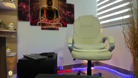 Snapshot of alessandro__wye chatting on 03-03-25, 06:44 ALESSANDRO  WYE online show from 03-03-25, 06:44