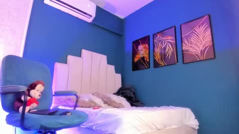 Alessandro Dybala online show from 02-21-25, 12:06