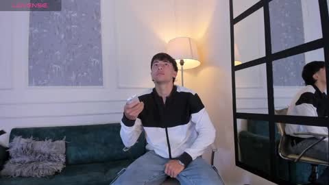 Alessandro Dybala online show from 10-07-25, 12:13