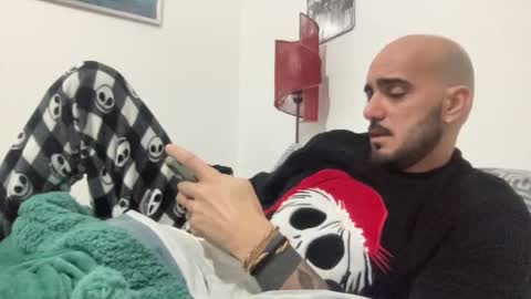 Snapshot of alessandromori91 chatting on 12-14-25, 07:40 alessandromori91 online show from 12-14-25, 07:40