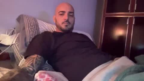 alessandromori91 online show from 12-19-25, 05:20