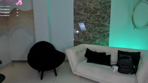 Snapshot of alessaromero chatting on 01-16-25, 01:58 ALESSA ROMERO  online show from 01-16-25, 01:58