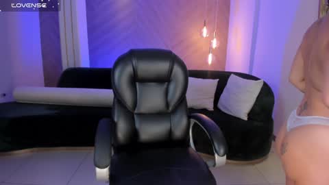 Snapshot of alessaromero chatting on 01-21-25, 08:21 ALESSA ROMERO  online show from 01-21-25, 08:21
