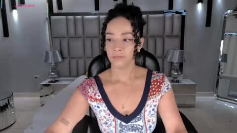 Snapshot of alessaromero chatting on 05-18-26, 06:25 ALESSA ROMERO online show from 05-18-26, 06:25