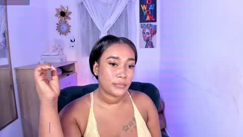 Snapshot of alessia_anderson07 chatting on 03-05-25, 02:57 Yy  online show from 03-05-25, 02:57