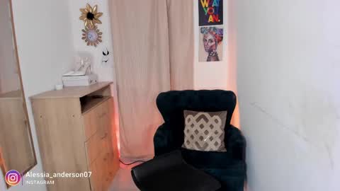 Snapshot of alessia_anderson07 chatting on 03-06-25, 02:19 Yy  online show from 03-06-25, 02:19