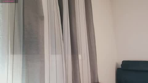 alessia_bloom_ online show from 04-15-26, 07:10