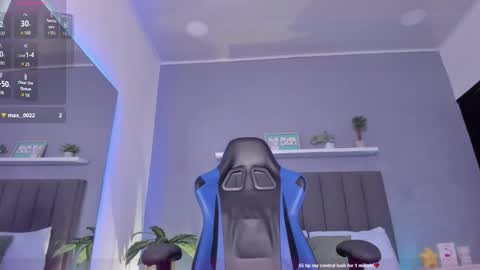 Snapshot of alessia_leroy chatting on 12-04-25, 07:33 A L E S S I A online show from 12-04-25, 07:33