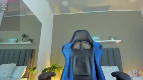 A L E S S I A online show from 03-10-26, 08:25