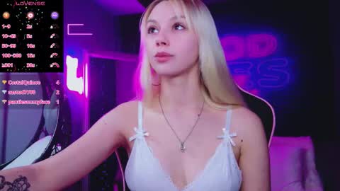 alessiacroft online show from 12-22-25, 05:15