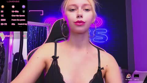 alessiacroft online show from 03-25-26, 05:24