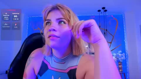 Snapshot of alessiadouce chatting on 09-25-25, 04:16 Alessia online show from 09-25-25, 04:16