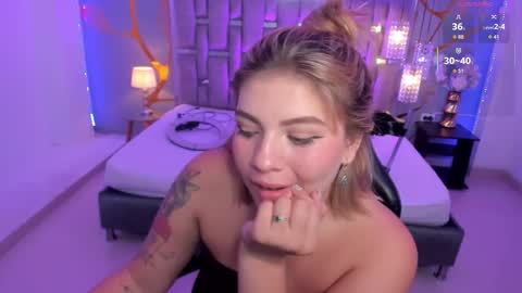 Alessia online show from 11-09-25, 04:44