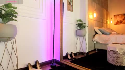 Alessia online show from 02-25-25, 07:09