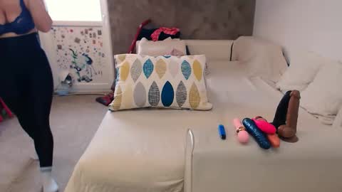 AlesyadollBlonde online show from 12-15-25, 07:12