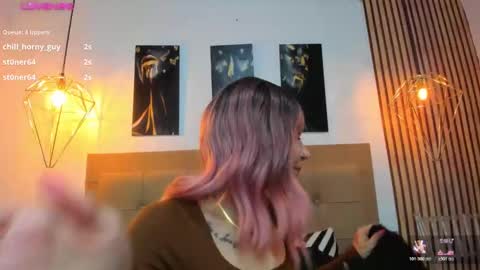 Aleszia online show from 11-20-25, 07:35