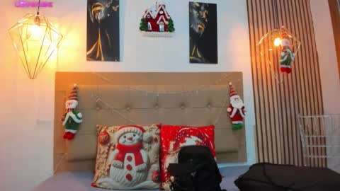 Aleszia online show from 12-03-25, 07:23