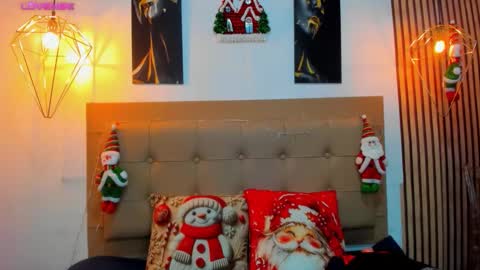 Aleszia online show from 12-14-25, 07:40