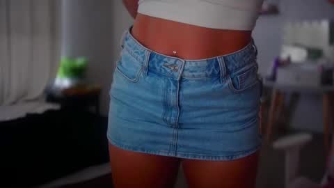 alex  online show from 02-18-25, 04:59