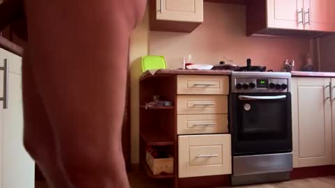 alex7434s online show from 02-28-25, 08:42