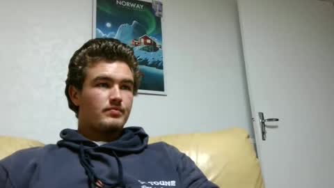 Alex83530 online show from 12-31-24, 04:57