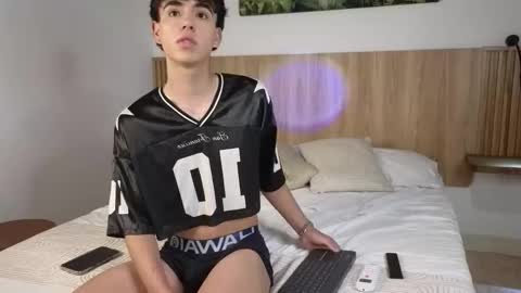 alex online show from 10-19-25, 03:45