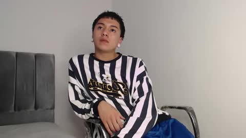 Snapshot of alex__lover chatting on 10-30-25, 02:13 Owen online show from 10-30-25, 02:13