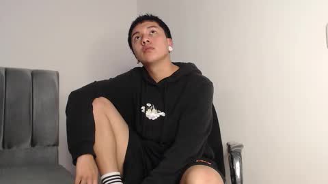 Snapshot of alex__lover chatting on 11-13-25, 02:32 Owen online show from 11-13-25, 02:32