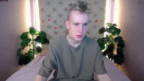 Snapshot of alex__sweet chatting on 03-10-25, 10:48 your Alex online show from 03-10-25, 10:48