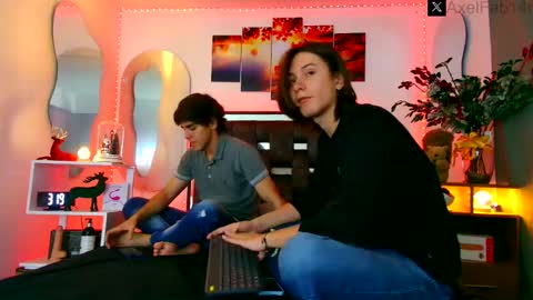 sneider online show from 12-16-24, 09:41