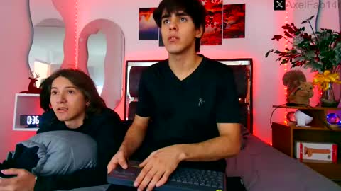 sneider online show from 12-18-24, 06:57