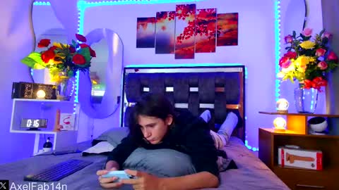 sneider online show from 02-16-25, 06:43