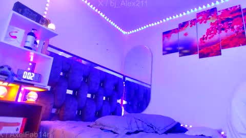 sneider online show from 11-23-25, 08:41