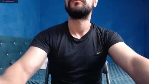 Snapshot of alex_blu chatting on 10-10-25, 11:20 Alex online show from 10-10-25, 11:20