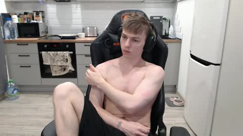 Snapshot of alex_gotcha chatting on 01-23-25, 09:18 Alex online show from 01-23-25, 09:18
