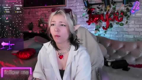 alex_howell online show from 02-12-25, 08:40