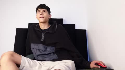 alex_mark_ online show from 10-10-25, 01:54