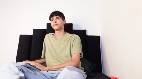 alex_mark_ online show from 10-15-25, 02:17