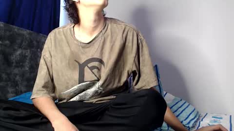 Snapshot of alex_mark_ chatting on 06-10-26, 04:28 alex_mark_ online show from 06-10-26, 04:28