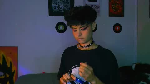 Snapshot of alex_one888 chatting on 11-19-25, 10:54 Alex online show from 11-19-25, 10:54