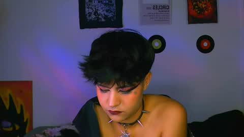 Snapshot of alex_one888 chatting on 11-22-25, 01:15 Alex online show from 11-22-25, 01:15