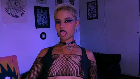 Alex online show from 06-11-26, 02:53