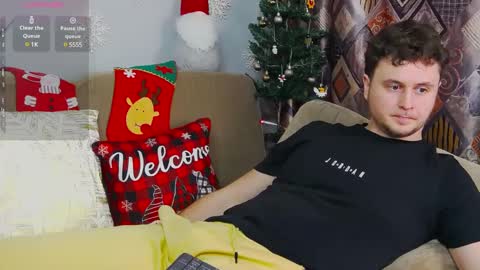 Snapshot of alex_onelove chatting on 12-30-24, 05:13 Alex online show from 12-30-24, 05:13